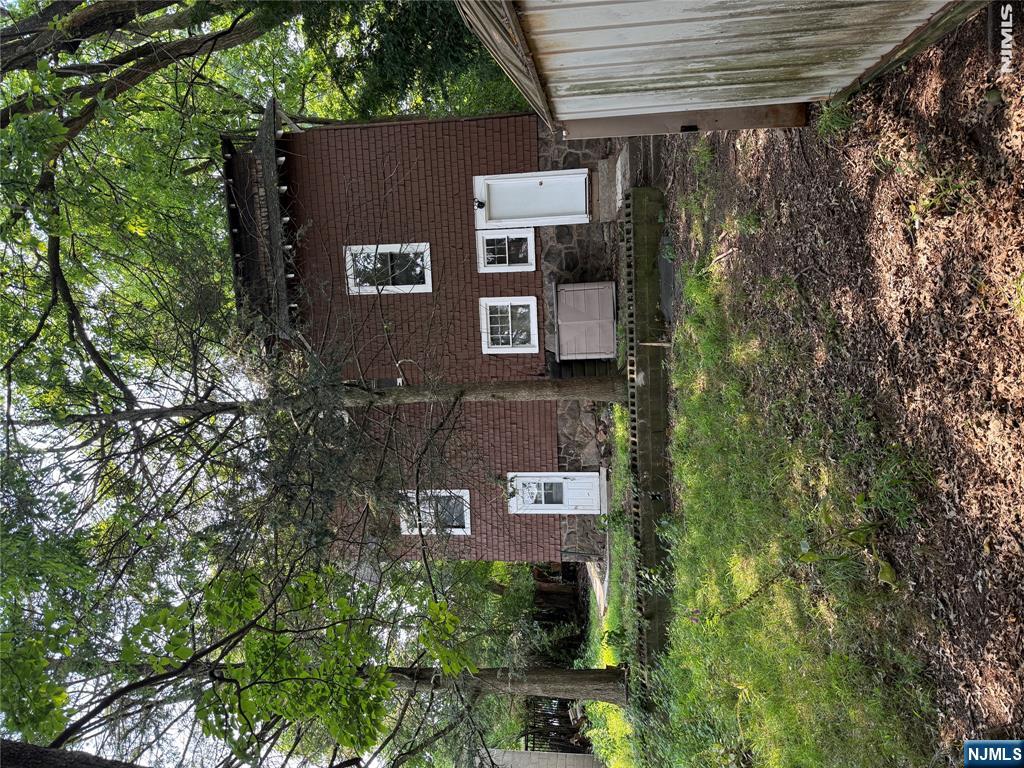 Homes for sale in Leonia, NJ | 110 Romaine Pl, Leonia, NJ 07605 | MLS# 26026137