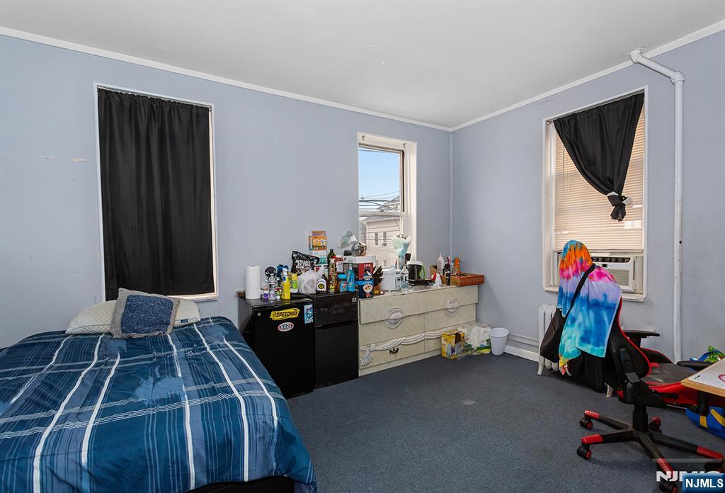 83 Westminster Pl, Garfield, NJ 07026