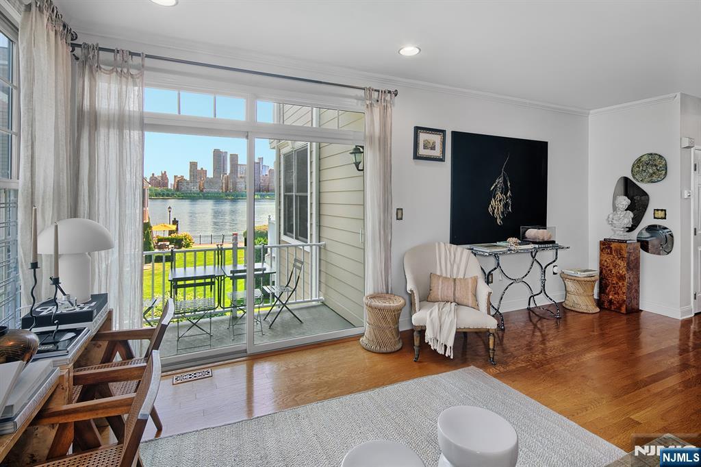 476 Buffalo Court - Photo 2