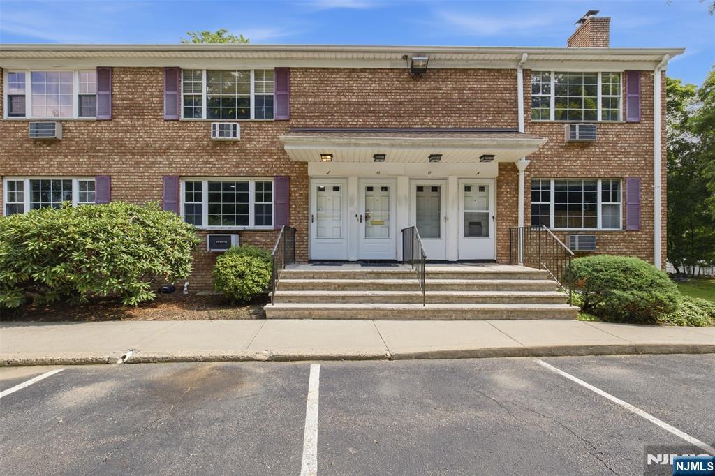41 N Franklin Turnpike L - Photo 2