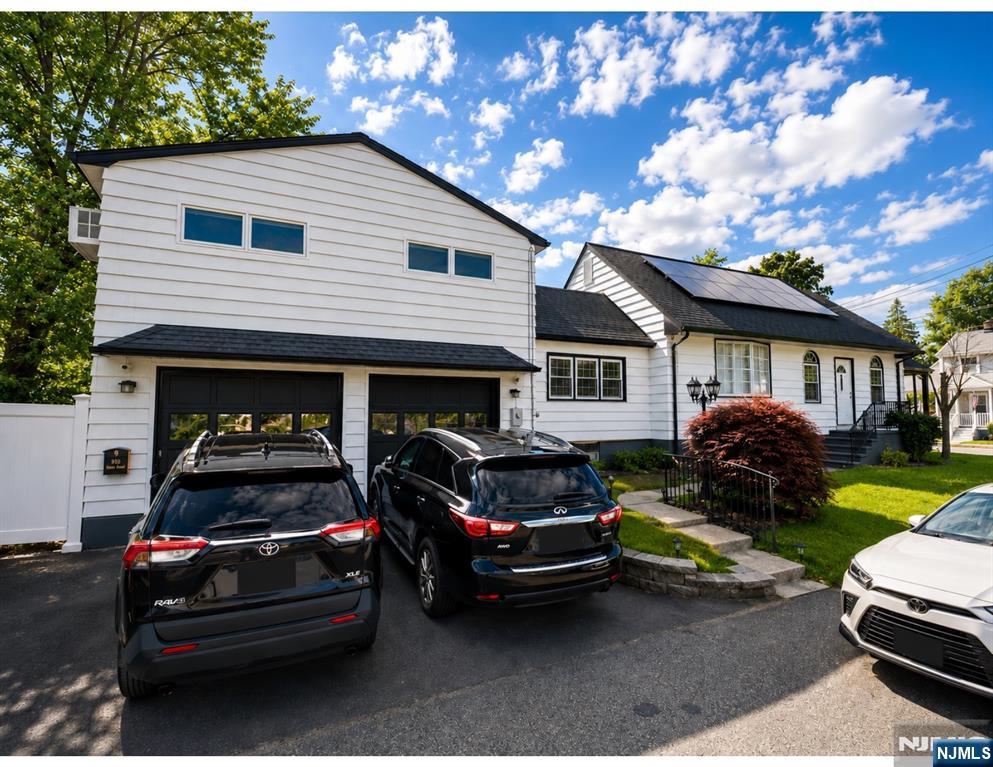 65 Harrison Street - Photo 1