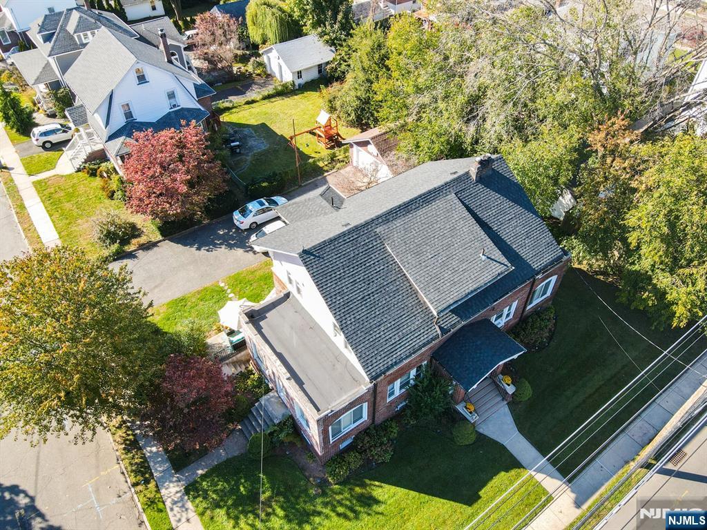 168 W Passaic St, Maywood, NJ 07607