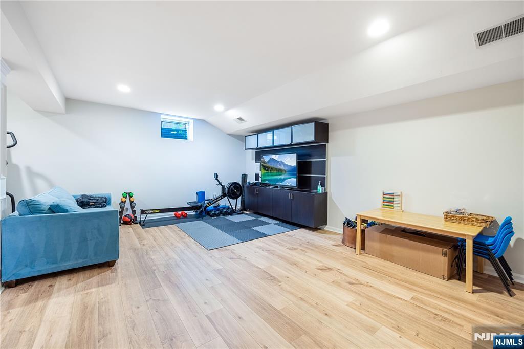 41 Downey Drive — photo 33