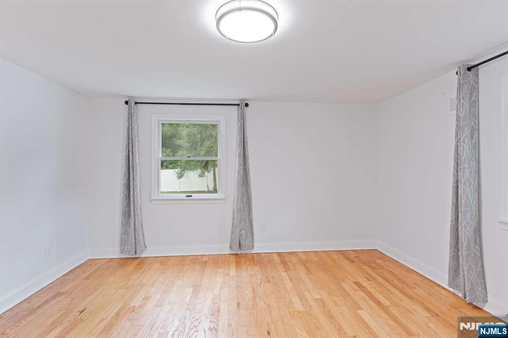 800 Winding Way — photo 12