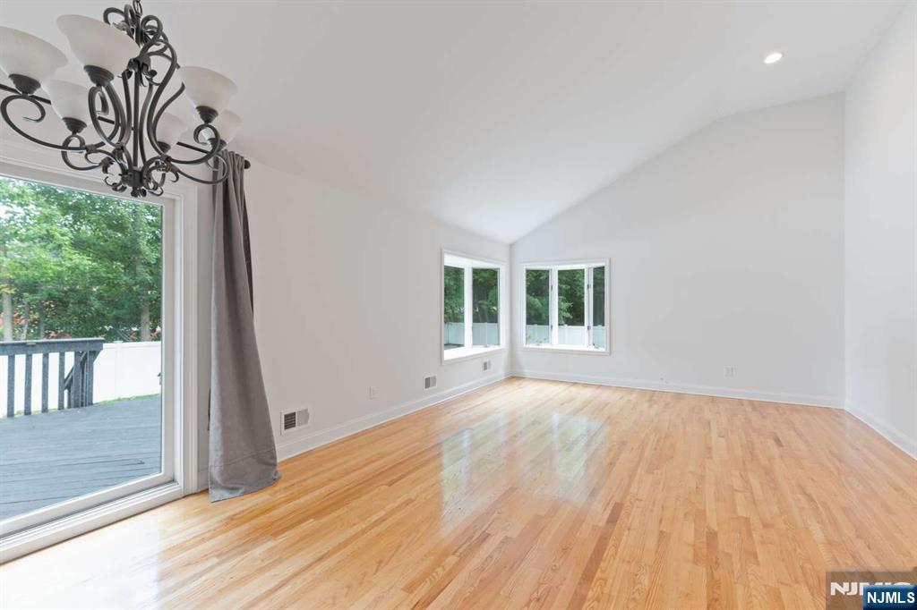 800 Winding Way — photo 15