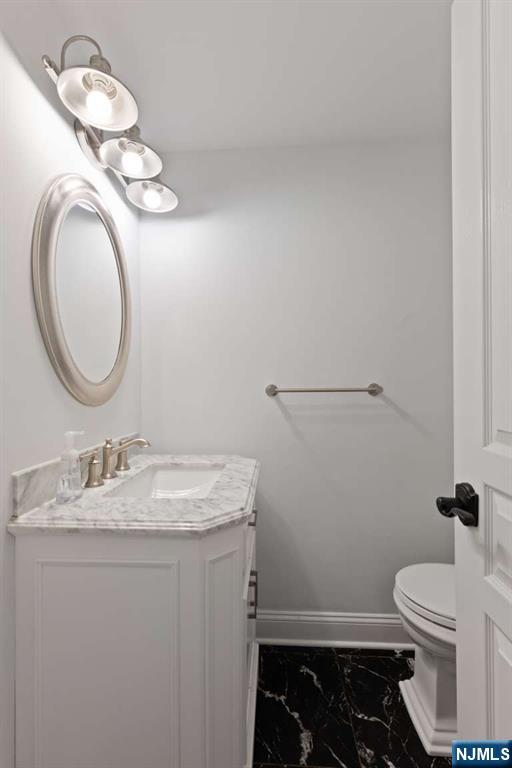 800 Winding Way — photo 19