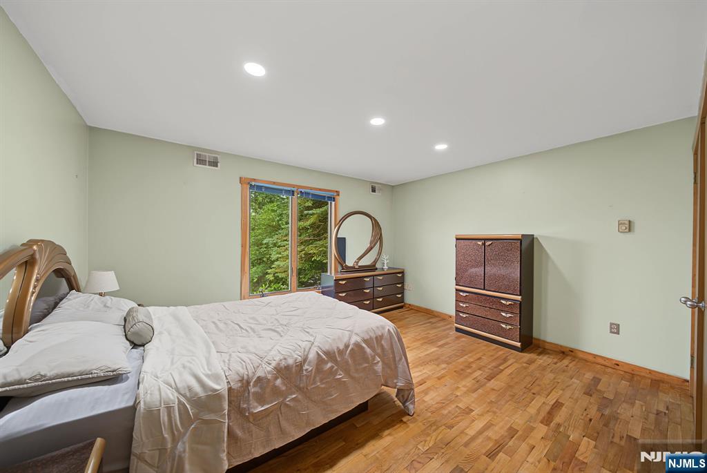 4 Skytop Drive — photo 26