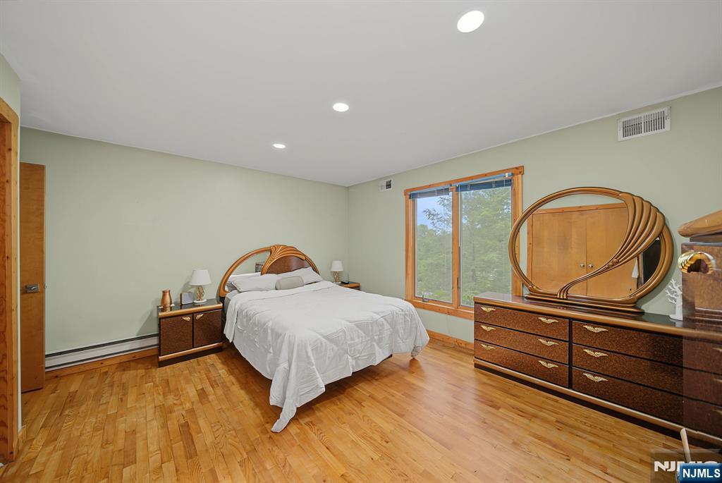 4 Skytop Drive — photo 27