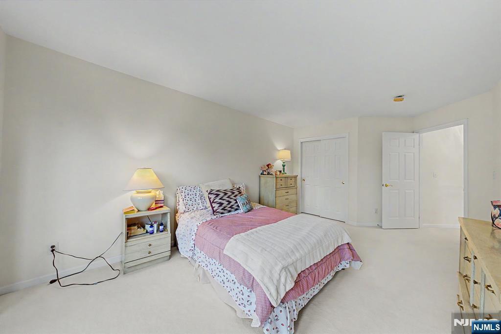 29 Skytop Ridge