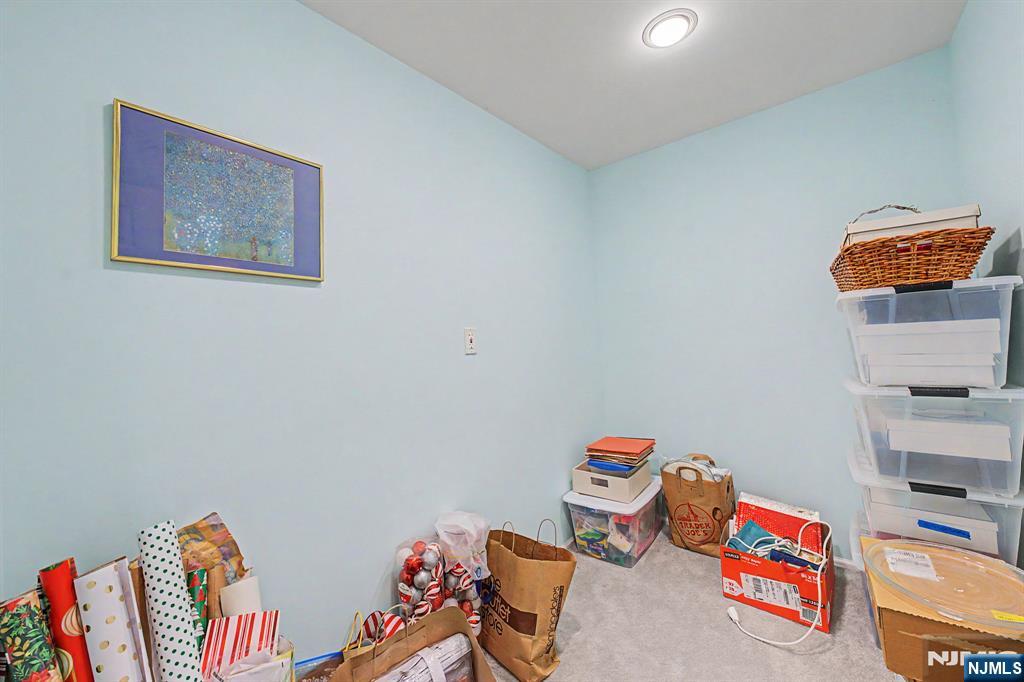 29 Skytop Ridge