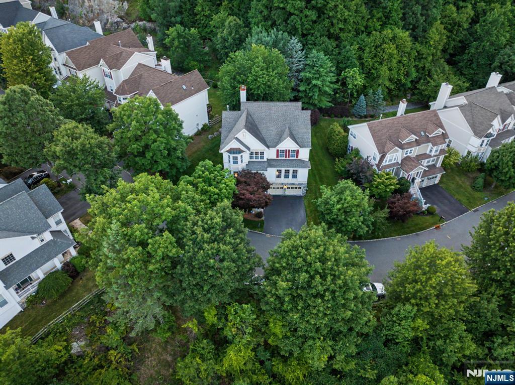 29 Skytop Ridge