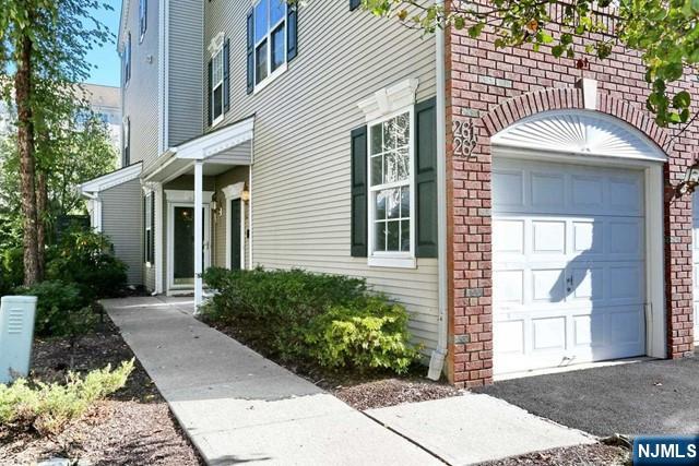 261 Riverwalk Way Q174 - Photo 2
