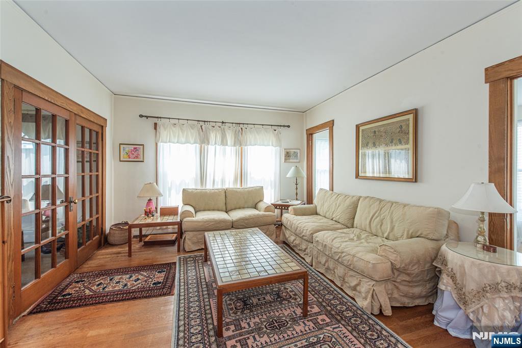253 Merrison Street - Photo 2