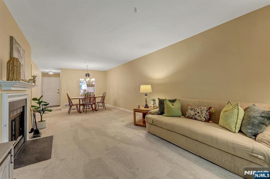 505 Mark Twain Way - Photo 3