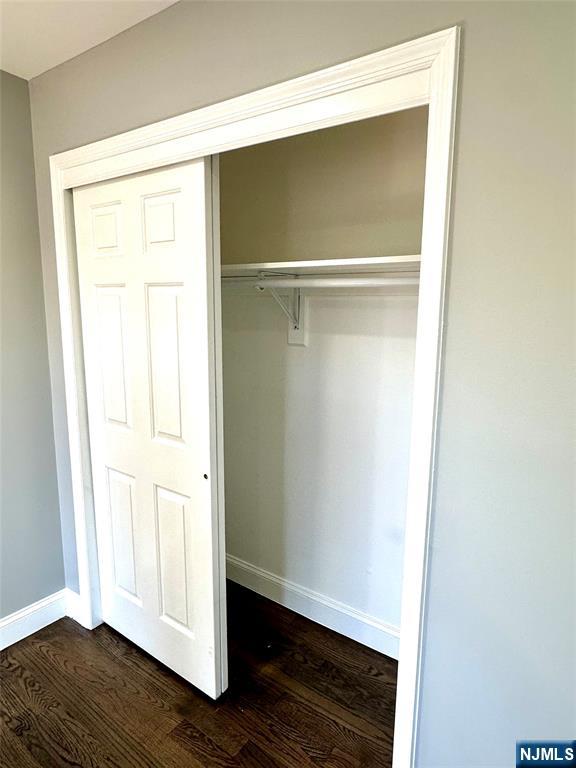 41 W Church St #11, Bergenfield, NJ 07621