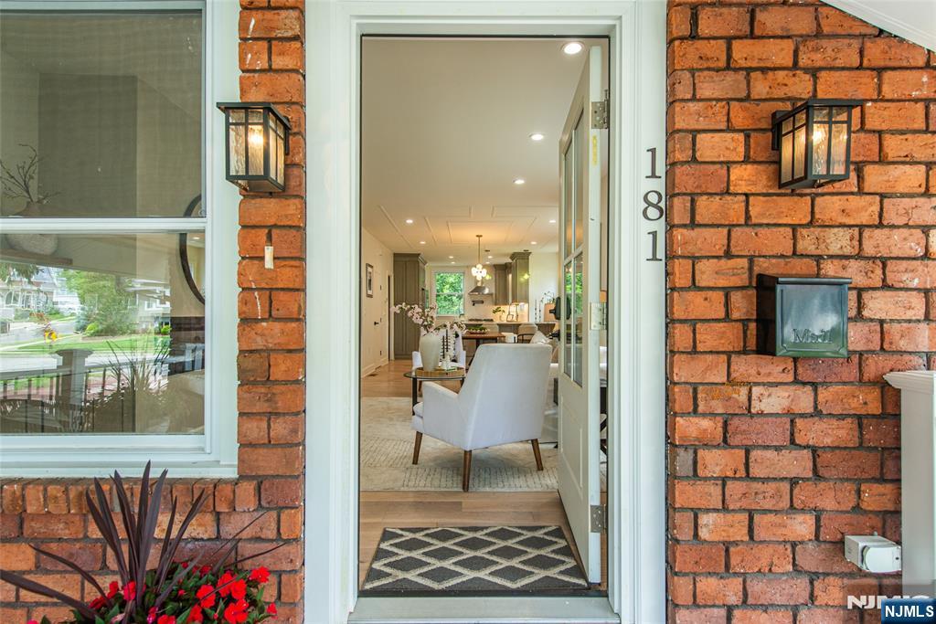4th image of 181 Valley Rd, Montclair, NJ 07042 | MLS# 26026283