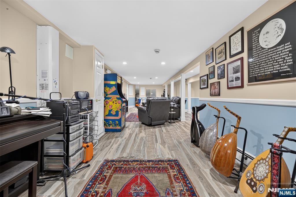 33 Crestwood Drive — photo 34