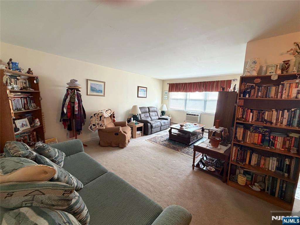 2nd image of 100 Pierson Miller Dr #D41, Pompton Lakes, NJ 07442 | MLS# 26026299