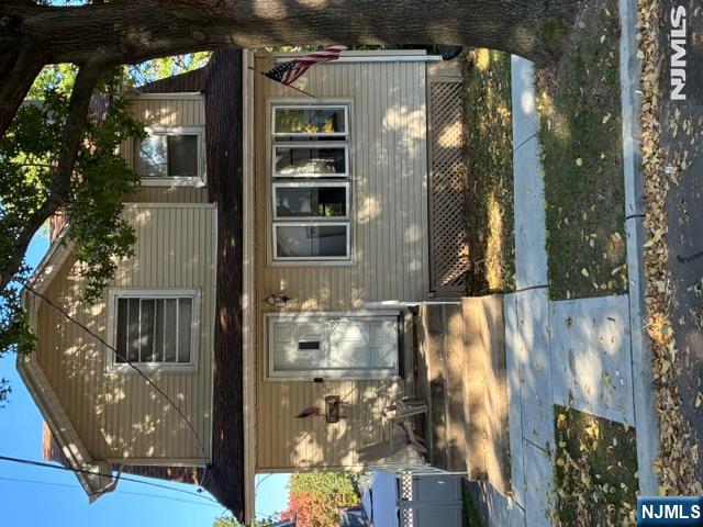84 8th Street - Photo 1