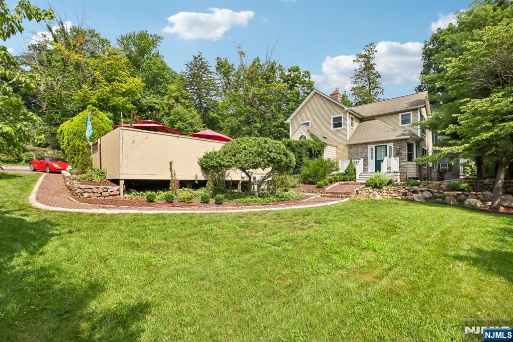 Homes for sale in Oradell, NJ | 757 Kinderkamack Rd, Oradell, NJ 07649 | MLS# 26026343