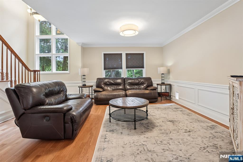 Homes for sale in Oradell, NJ | 757 Kinderkamack Rd, Oradell, NJ 07649 | MLS# 26026343