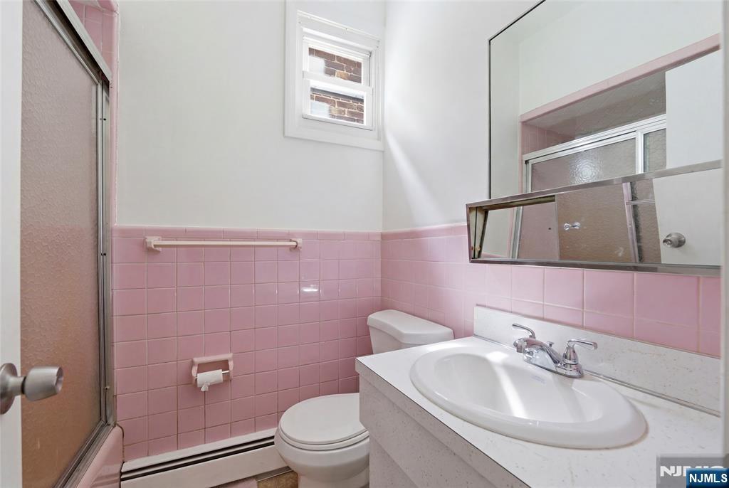 598 Van Houten Avenue — photo 14