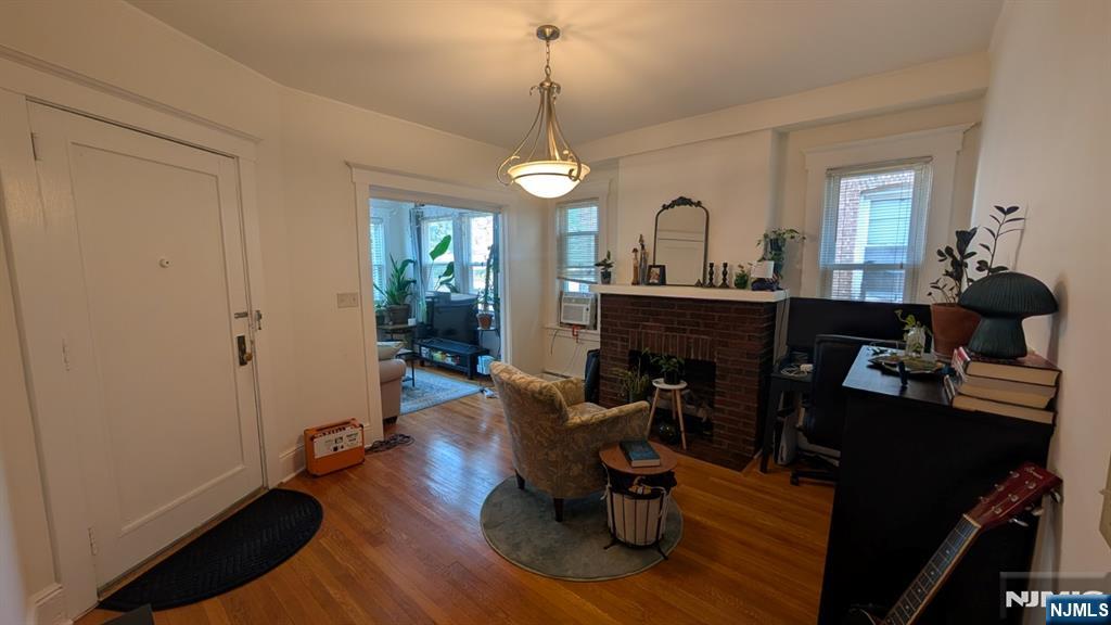 219 Orient Way — photo 9