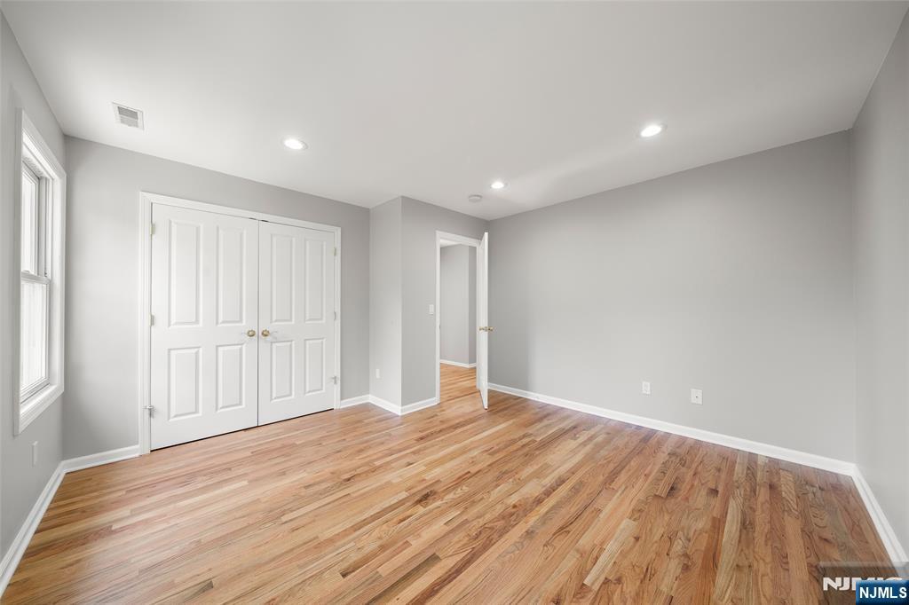 15 Laurel Avenue — photo 20