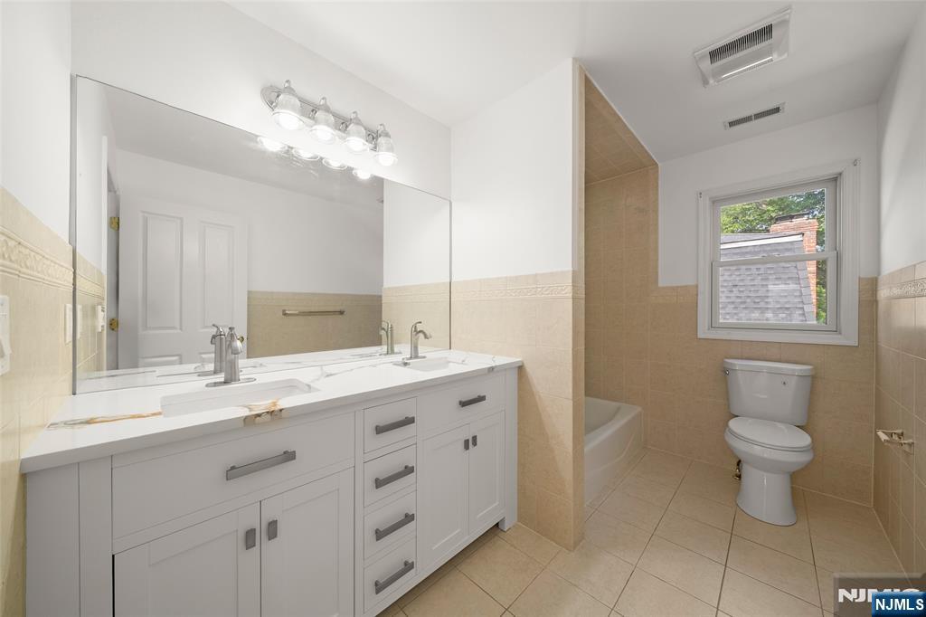 15 Laurel Avenue — photo 21