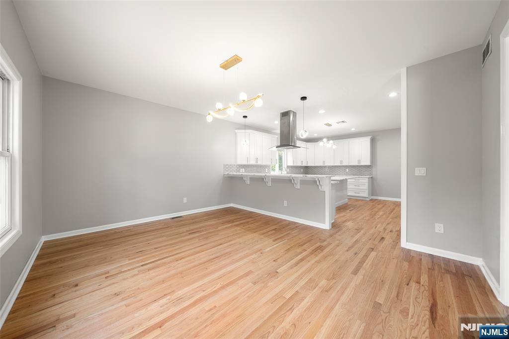15 Laurel Avenue — photo 8
