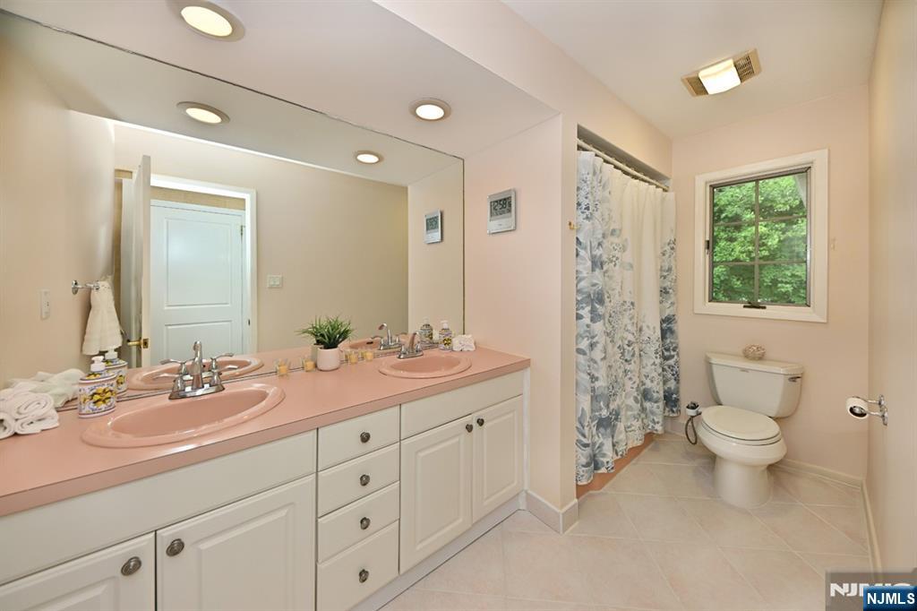 12 Heatherhill Lane — photo 25