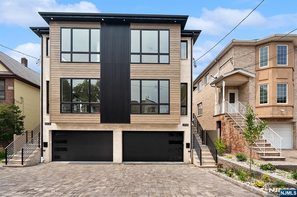 465B 1st St, Palisades Park, NJ 07650
