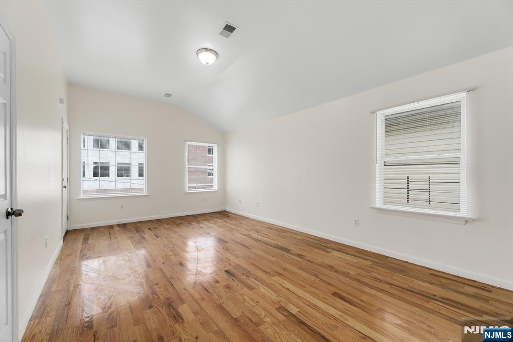 45 Orient Avenue 2 - Photo 3