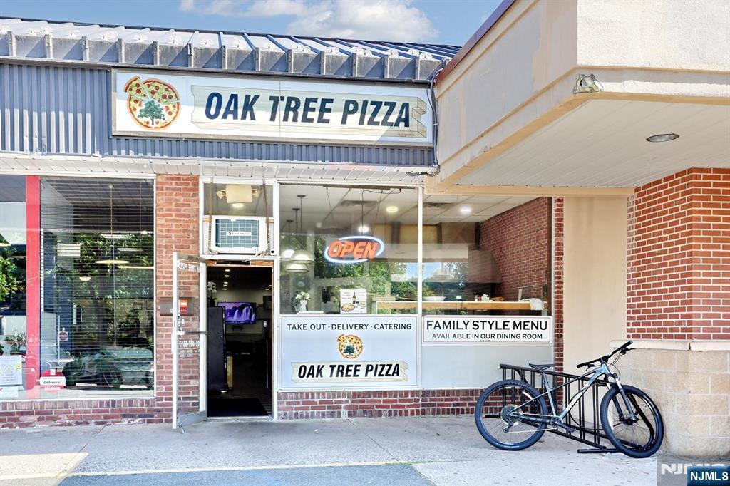 652 Westwood Ave, River Vale, NJ 07675