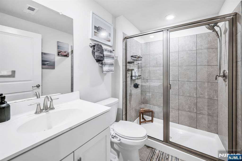 62 Gerhard Place — photo 38