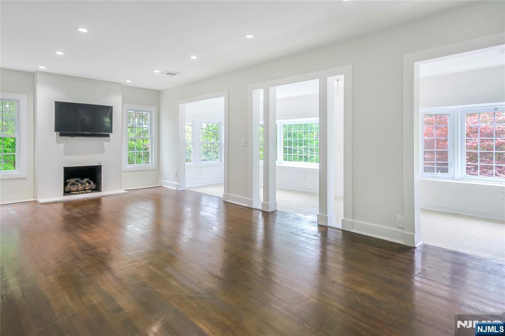 8 Birchwood — photo 12