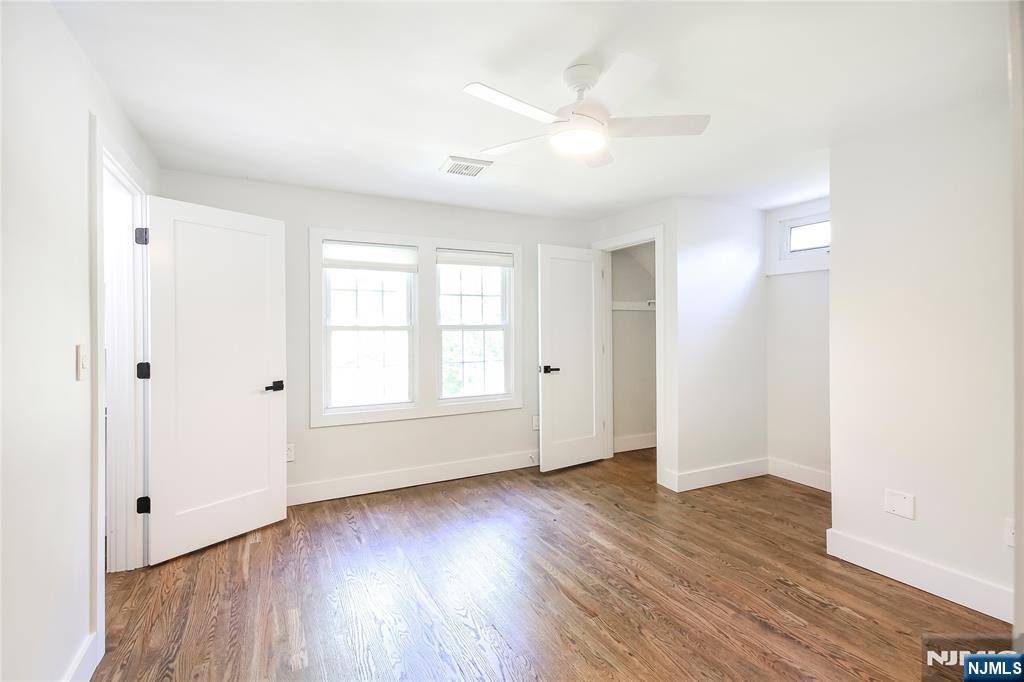 8 Birchwood — photo 27