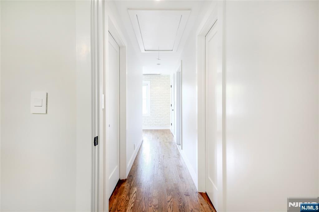 8 Birchwood — photo 29