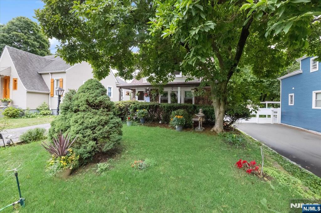 203 Willow Ave, Hackensack, NJ 07601