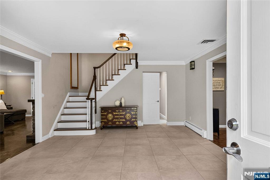 700 Oak Lane
