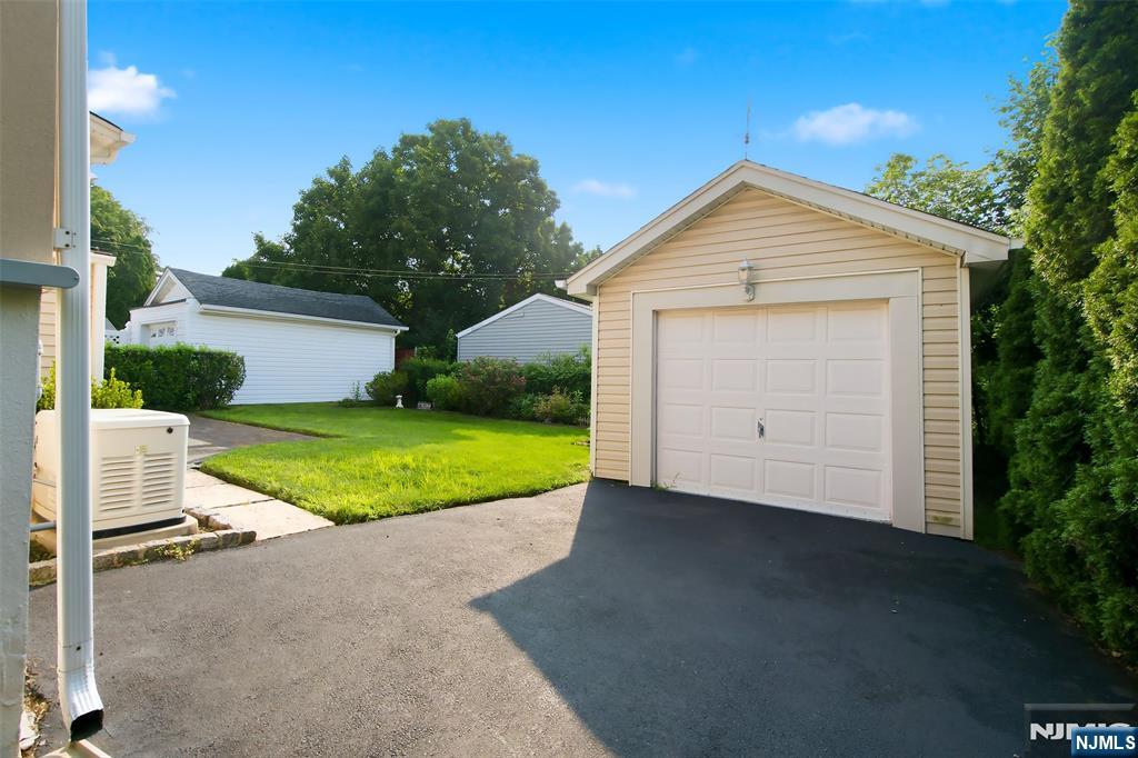 404 Palmer Ave, Maywood, NJ 07607