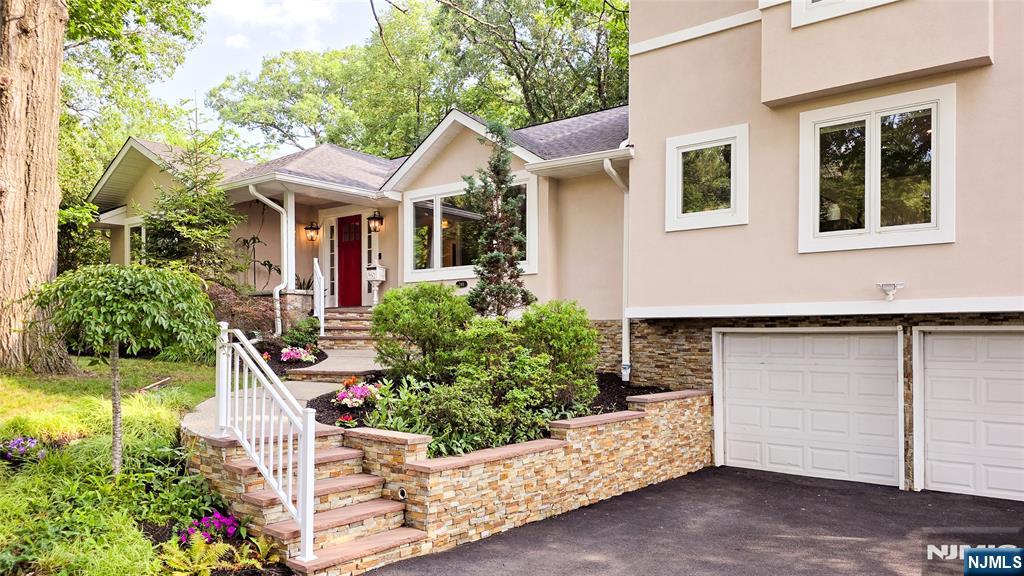 240 Clinton Avenue, Tenafly NJ — listing photo