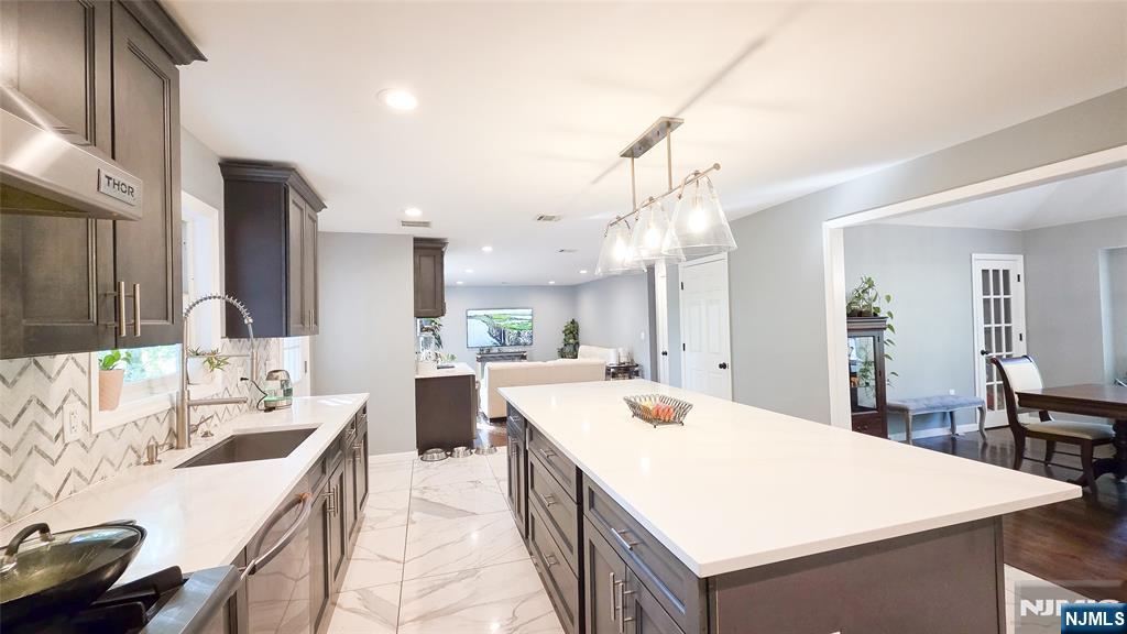 240 Clinton Avenue — photo 14