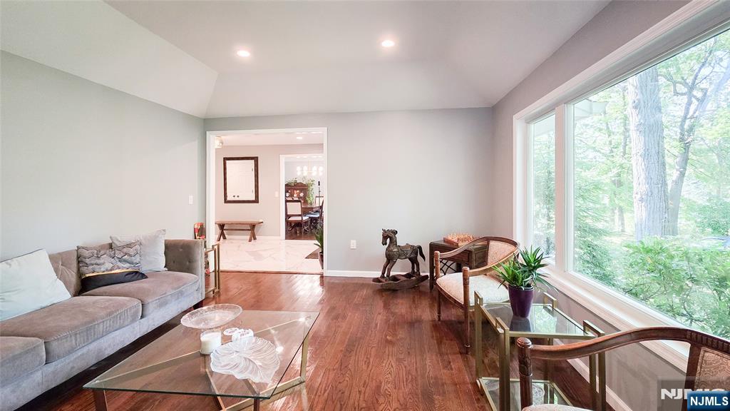 240 Clinton Avenue — photo 19