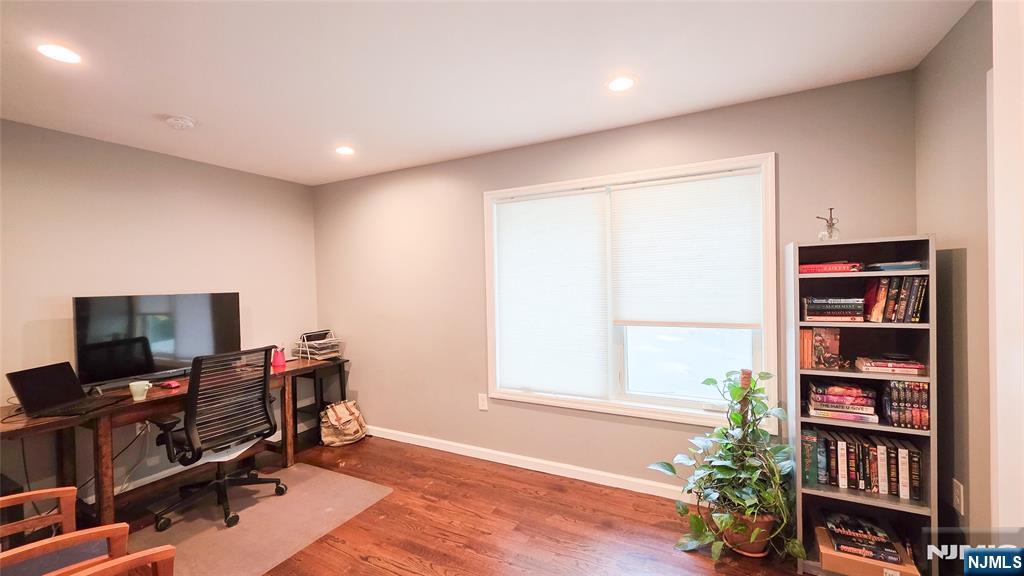 240 Clinton Avenue — photo 33