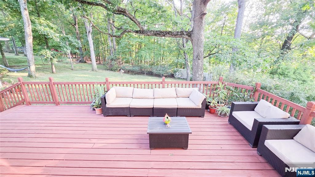 240 Clinton Avenue — photo 40