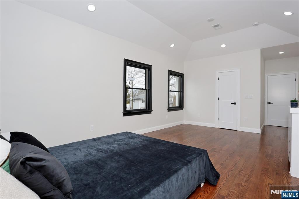 592 Fermery Drive — photo 23