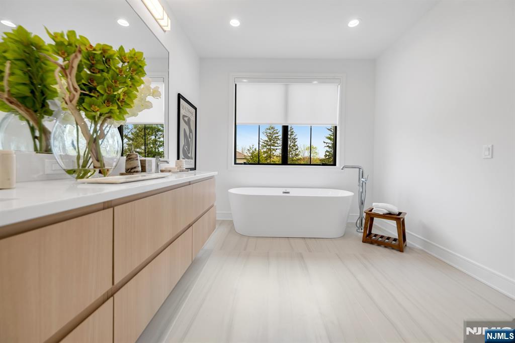 39 Feldman Court — photo 24