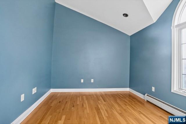 23 Hackensack Avenue — photo 19