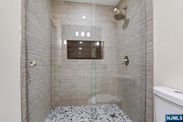 23 Hackensack Avenue — photo 25